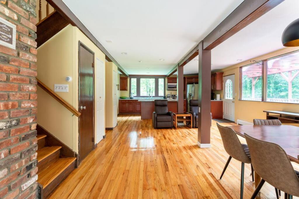 Sunset Estate In The Catskills Монтиселло Экстерьер фото