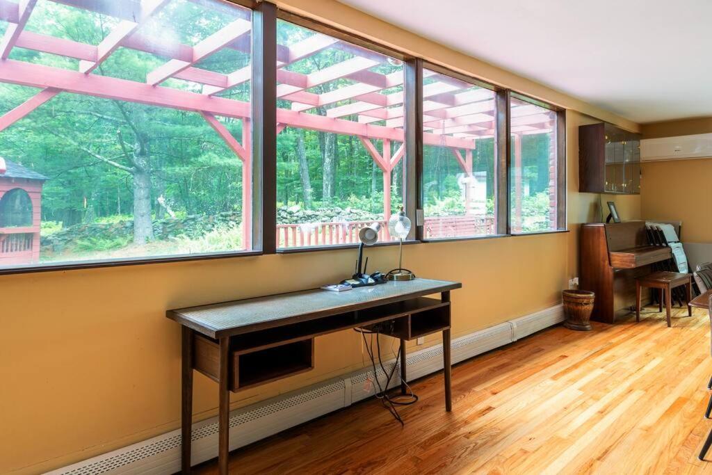 Sunset Estate In The Catskills Монтиселло Экстерьер фото
