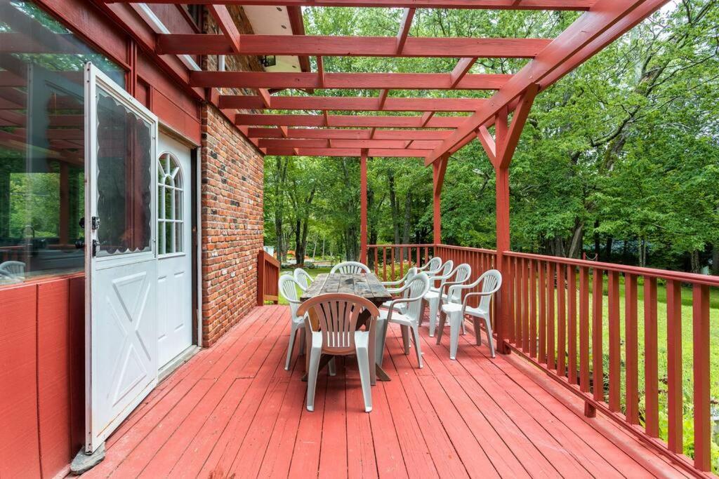 Sunset Estate In The Catskills Монтиселло Экстерьер фото